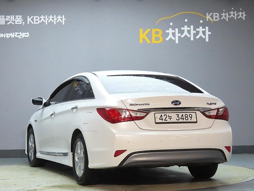 Hyundai Sonata Hybrid2.0 Smart - 4