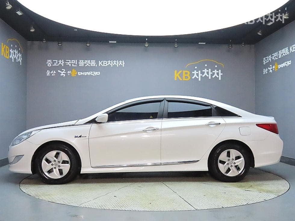 Hyundai Sonata Hybrid2.0 Smart - 5