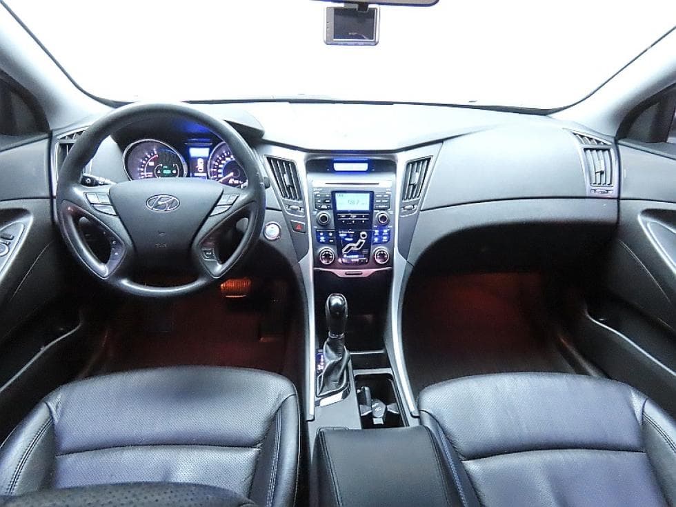 Hyundai Sonata Hybrid2.0 Smart - 6