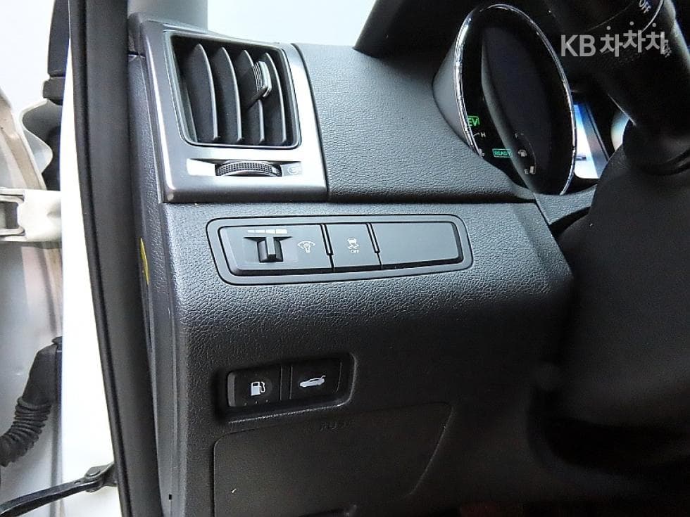 Hyundai Sonata Hybrid2.0 Smart - 12