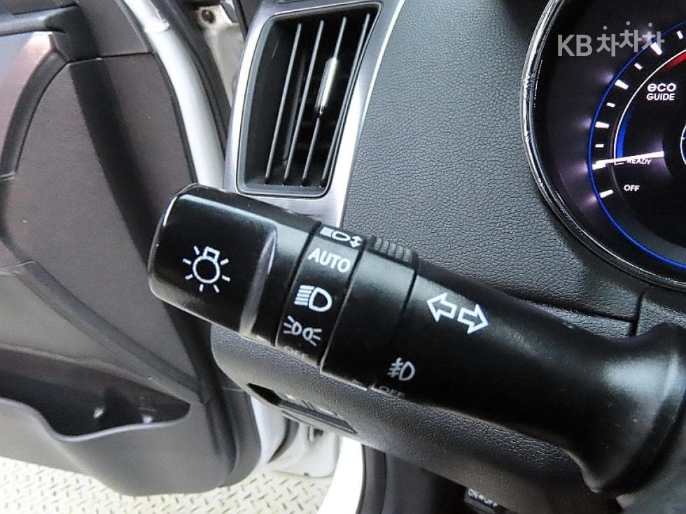 Hyundai Sonata Hybrid2.0 Smart - 14