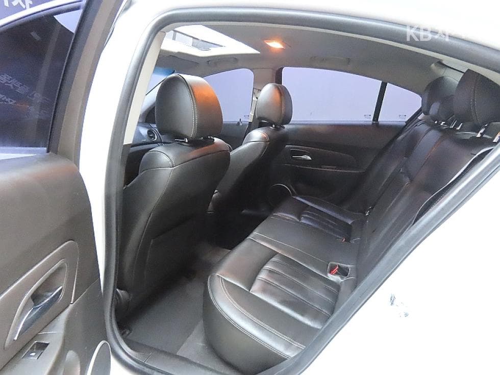 GM Korea Amazing New (facelift/refresh; particularly for Cruze) Cruze1.4 Turbo LTZ - 11