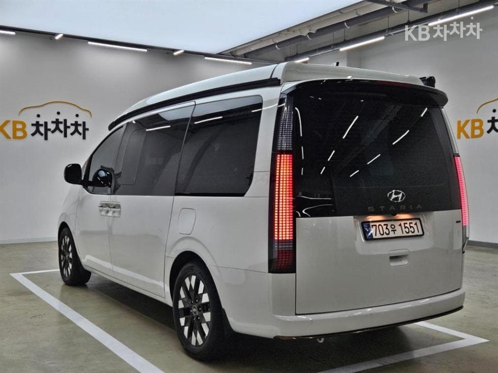 Хюндай Staria Lounge 캠퍼Camper 11 AWD Prestige - 6