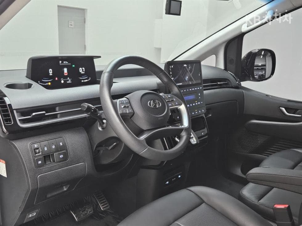 Хюндай Staria Lounge 캠퍼Camper 11 AWD Prestige - 11