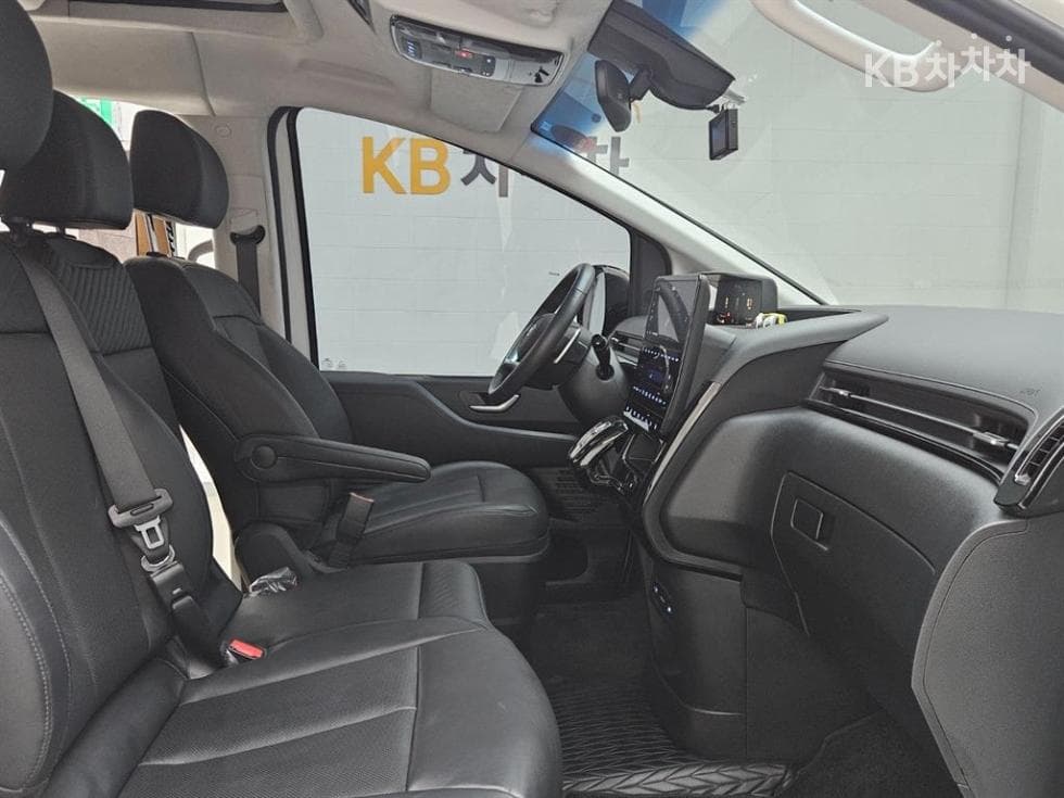 Хюндай Staria Lounge 캠퍼Camper 11 AWD Prestige - 13