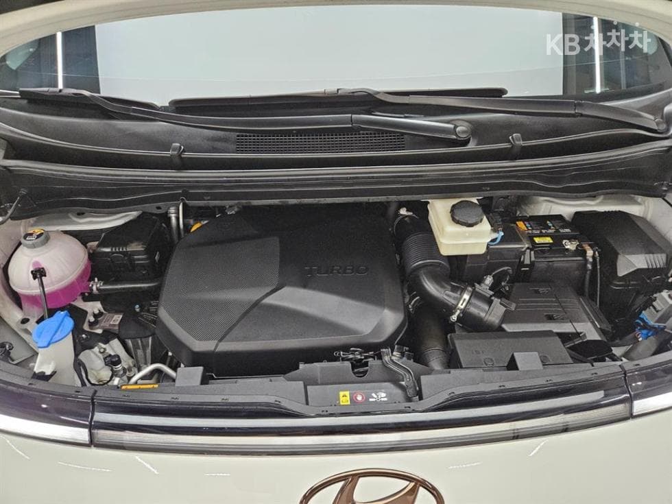 Хюндай Staria Lounge 캠퍼Camper 11 AWD Prestige - 20
