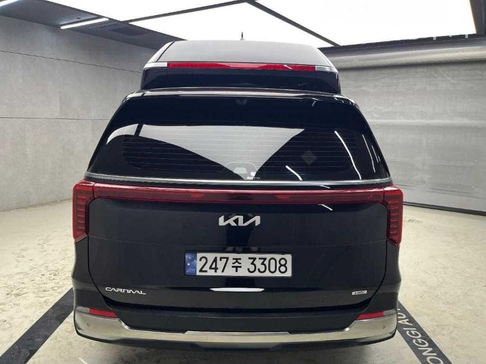 Киа The New (фейслифт) Канивал Хибрид 4-то поколениеВисок Лимузин (Канивал) 1.6 HEV 9-местен Signature - 3