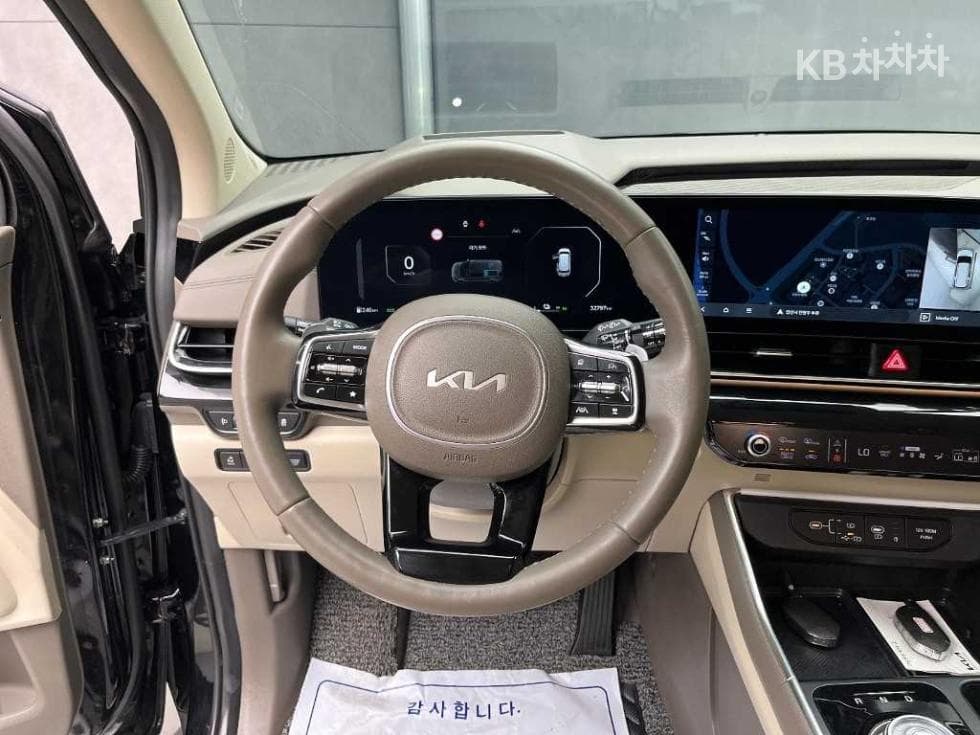 Киа The New (фейслифт) Канивал Хибрид 4-то поколениеВисок Лимузин (Канивал) 1.6 HEV 9-местен Signature - 9