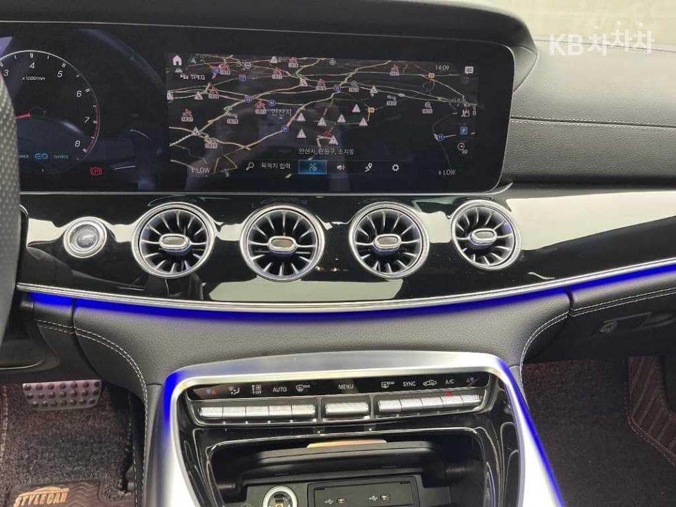 Mercedes-Benz AMG GT(C192)43 4MATIC+ Standard - 12