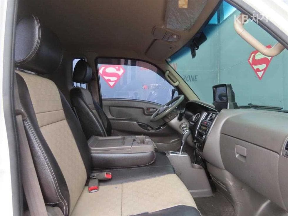 Хюндай Porter 2Удължено междуосие 하이Box Truck Super Cab SUP - 15