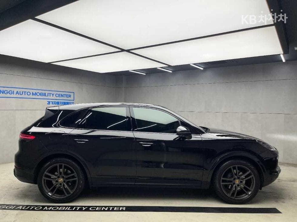 Porsche Cayenne(9Y0)3.0 Standard - 2