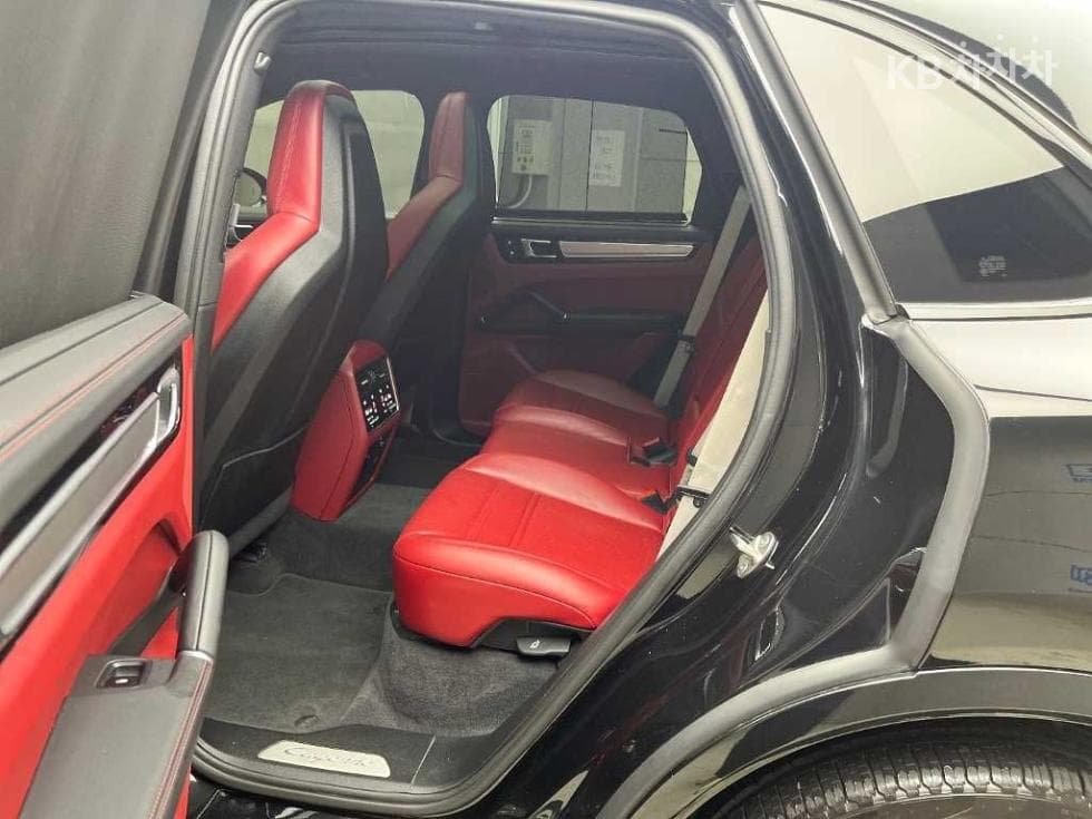 Porsche Cayenne(9Y0)3.0 Standard - 6