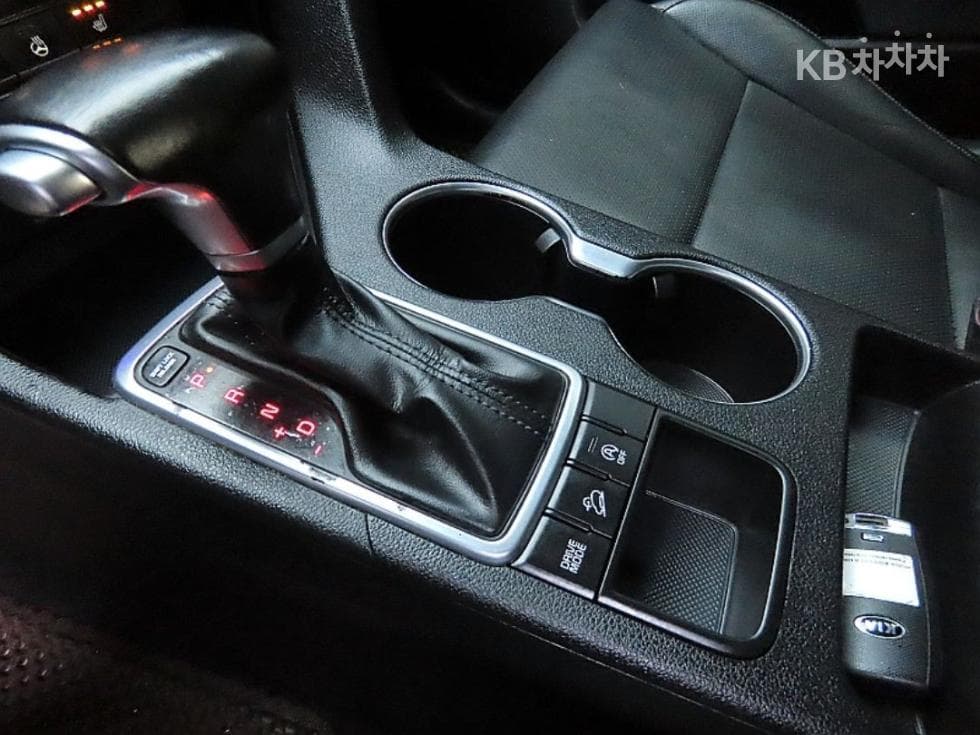 Kia Sportage 4th generationDiesel 2.0 2WD Noblesse Plus - 6