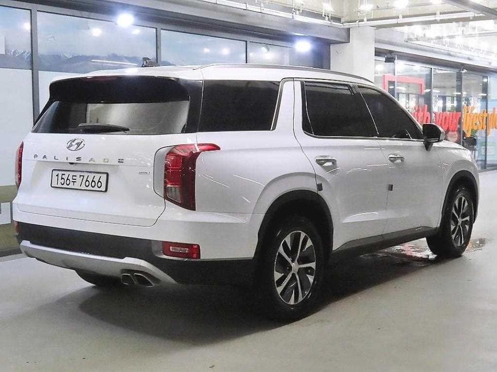 Хюндай Palisade2.2 Дизел 8-местен AWD Exclusive - 4