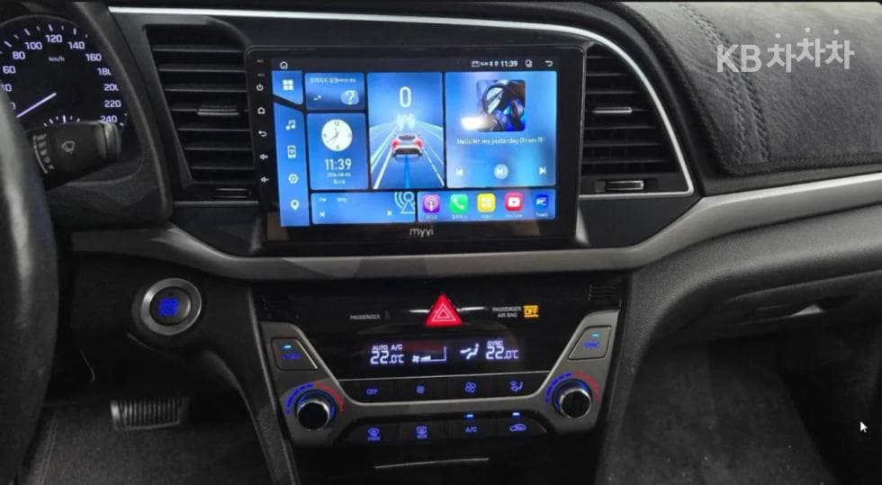 Hyundai Avante (Elantra)AD1.6 GDi Modern Special (special feature/edition) - 9