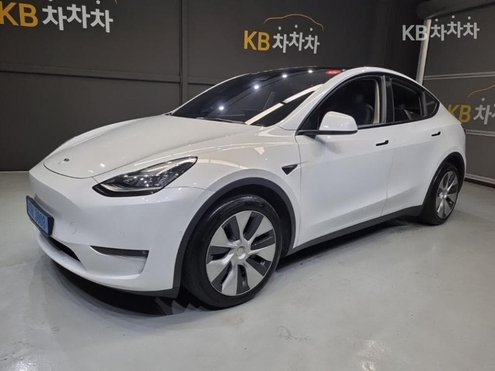 테슬라 Model Y Long Range - Image 1