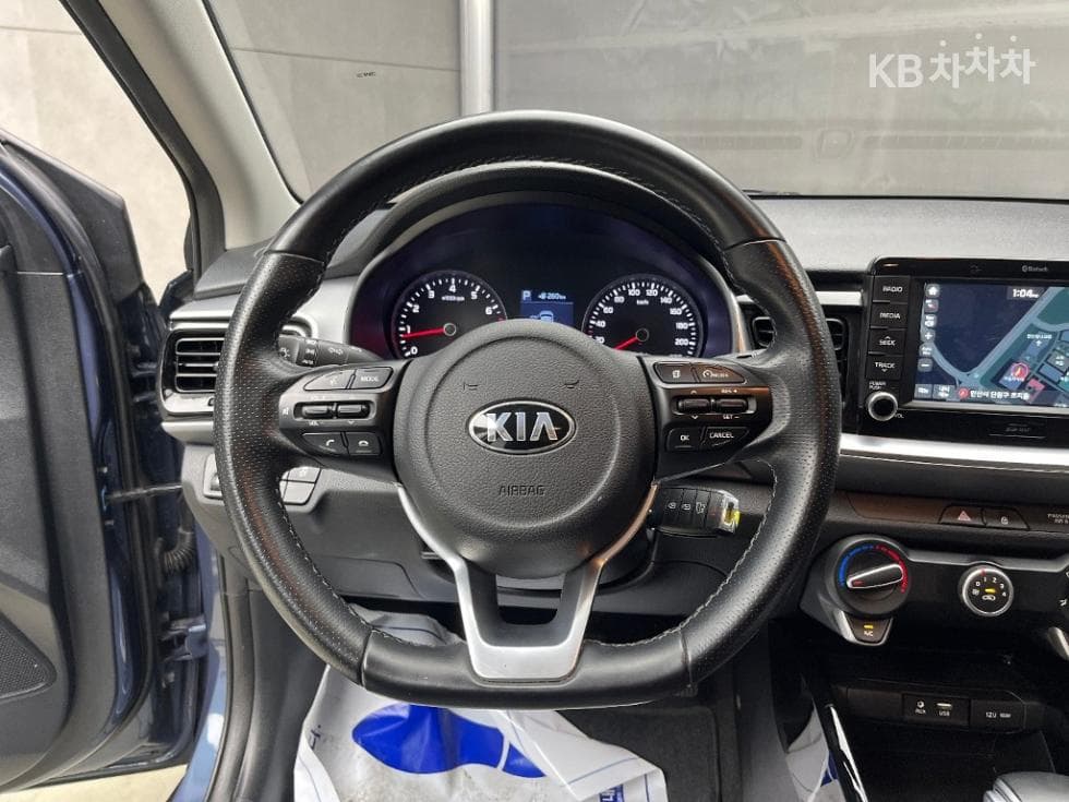 Kia StonicGasoline 1.4 MPI Deluxe - 9