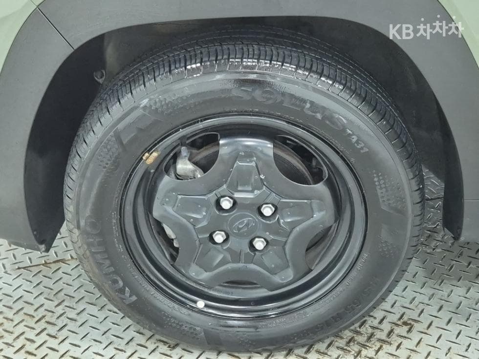 Хюндай Каспър1.0 Турбо Бензин Смарт - 19