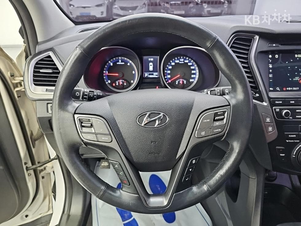 Hyundai Santa Fe DMHyundai R-engine 2.0 diesel 2WD PREMIUM Standard - 9
