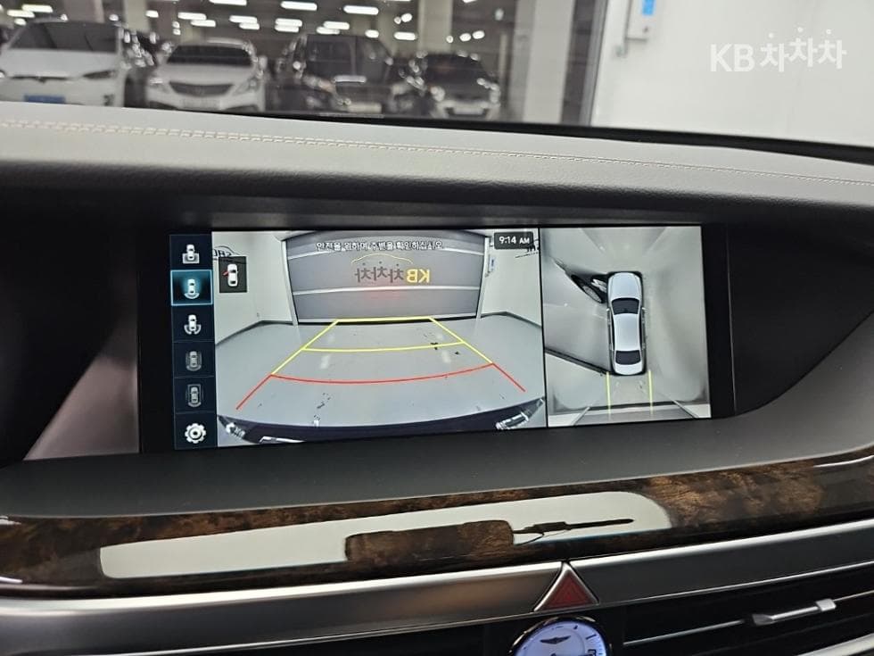 Genesis G903.8 GDi AWD Premium Luxury - 16