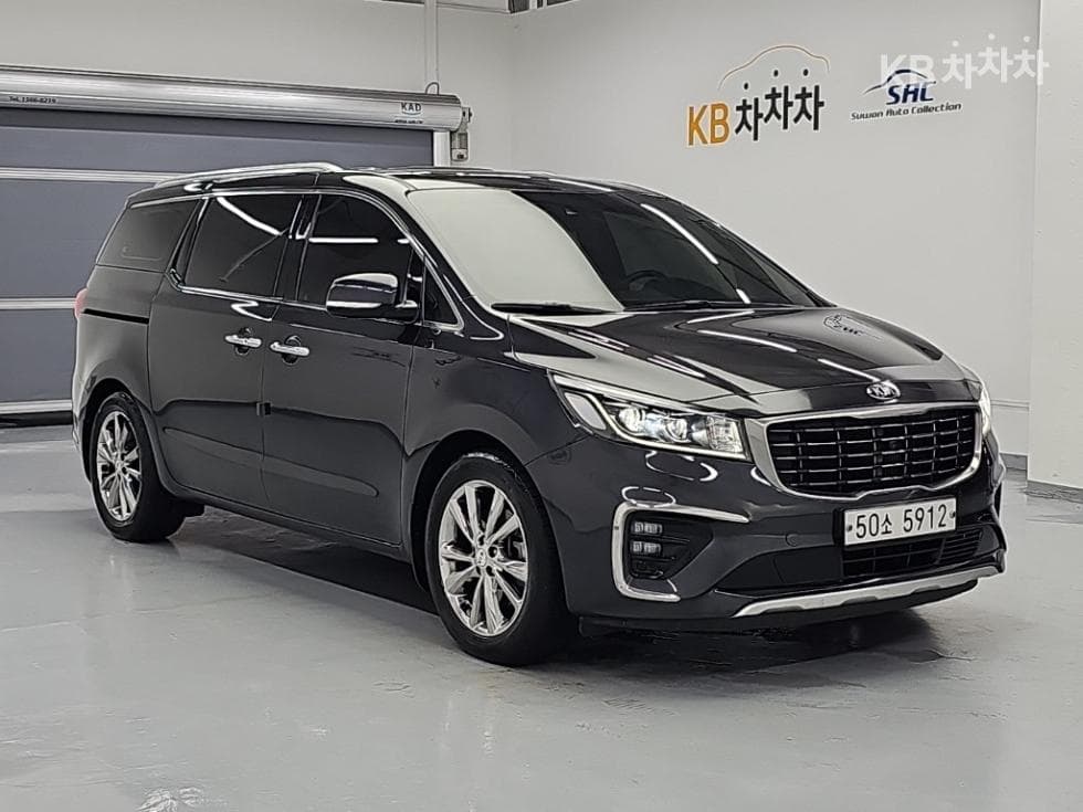 Kia The New (facelift) Carnival9-seater 2.2 Diesel Noblesse Special (special feature/edition) - 4