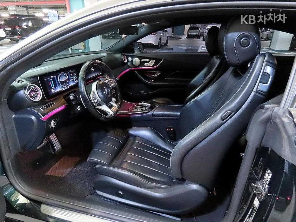 Mercedes-Benz E-Class (W213)E220d COUPE - 6