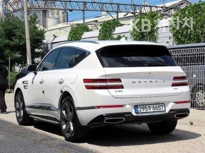 Genesis GV802.5 Turbo Gasoline AWD - 3