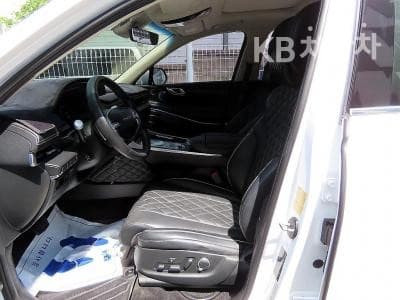 Genesis GV802.5 Turbo Gasoline AWD - 5