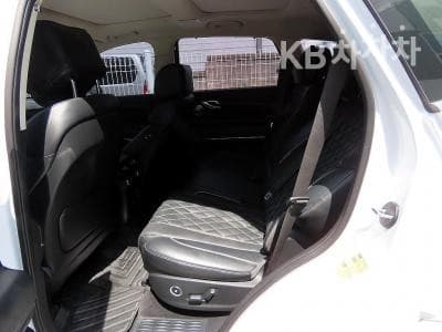Genesis GV802.5 Turbo Gasoline AWD - 6