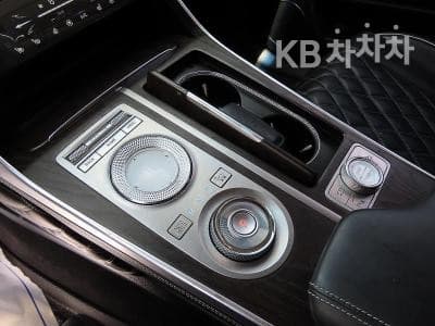 Genesis GV802.5 Turbo Gasoline AWD - 11
