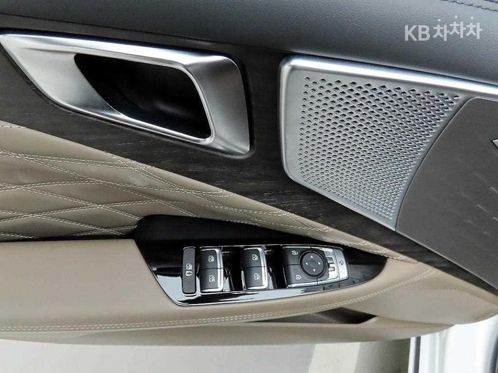Киа K8 Хибрид1.6 Турбо Signature - 11