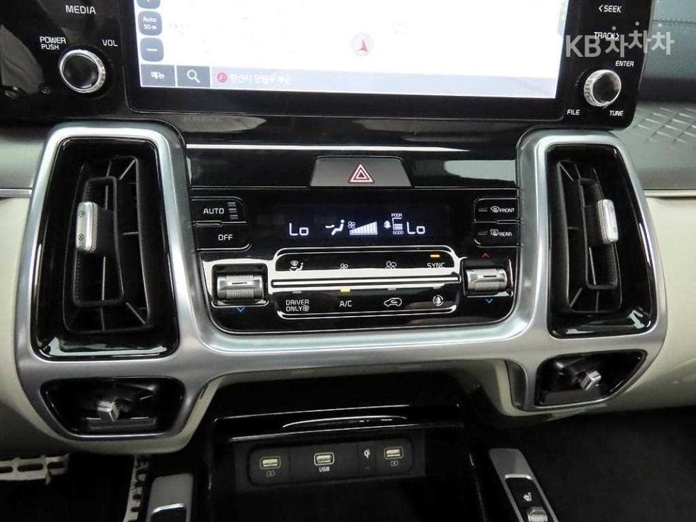 Киа Sorento 4-то поколение Хибрид1.6 HEV Signature - 10
