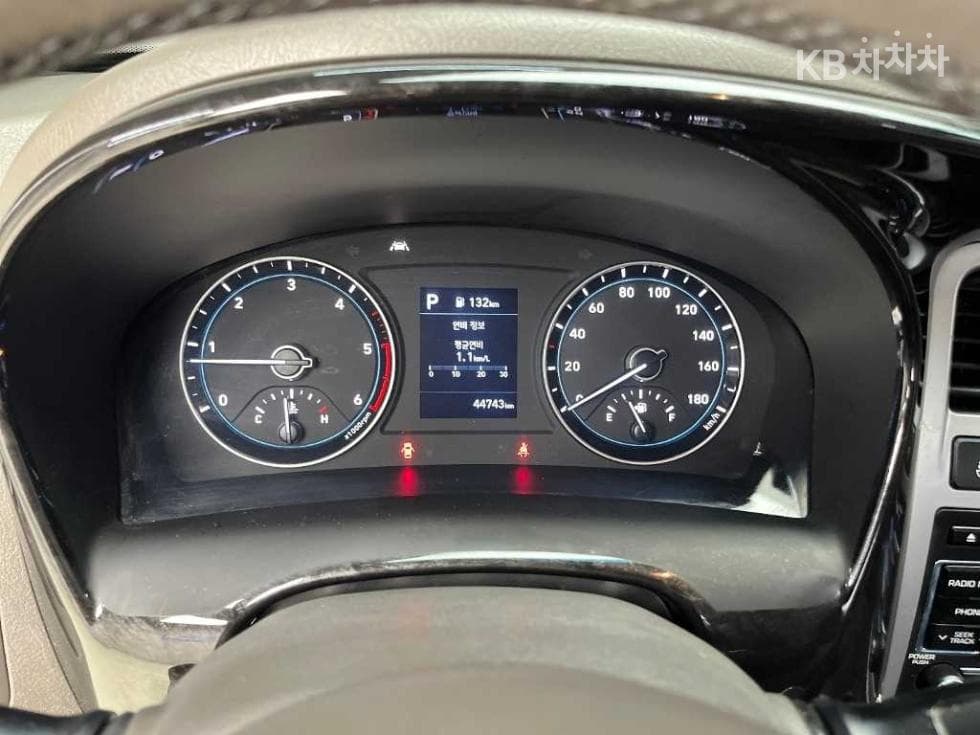 Hyundai Porter 2Extra Long Super Cab CRDi Smart - 7