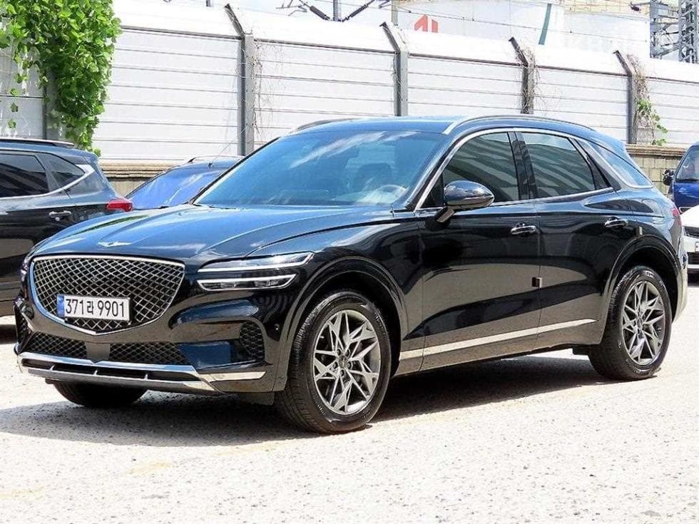 Genesis GV70Gasoline 2.5T AWD - 2