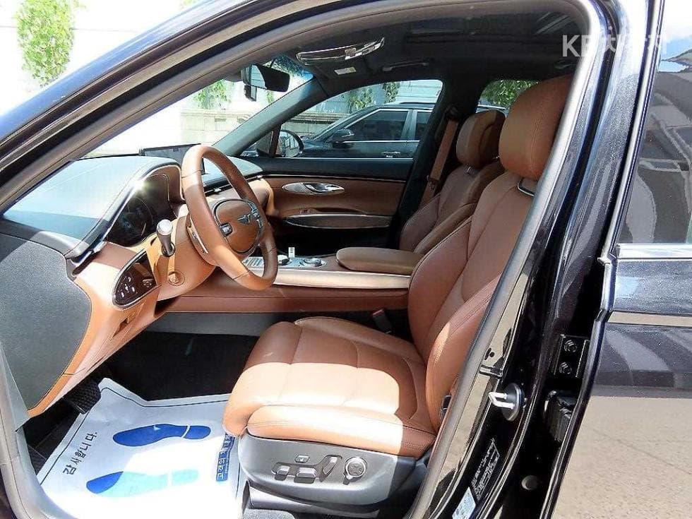 Genesis GV70Gasoline 2.5T AWD - 5