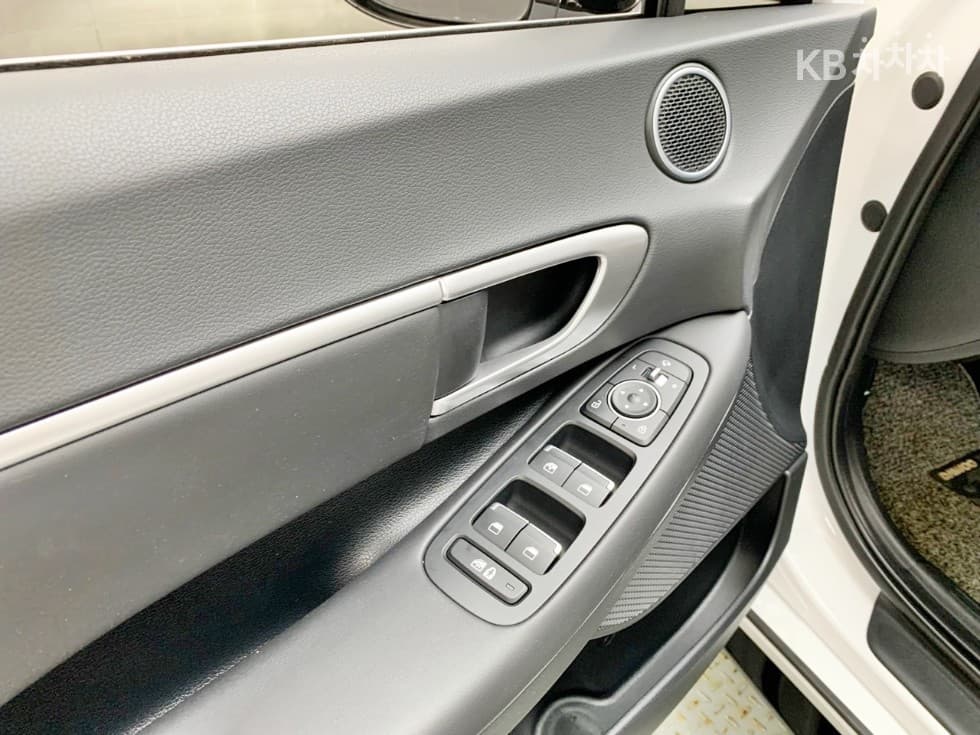 Hyundai Sonata (DN8)2.0 Modern - 17
