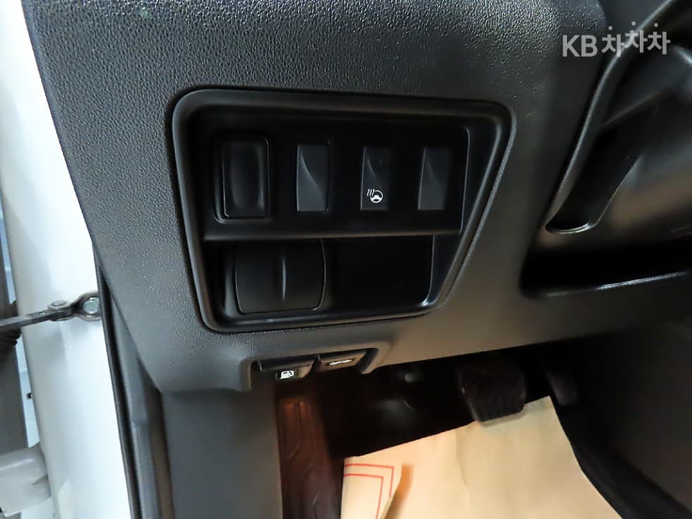 Renault Korea QM62.0 2WD RE Signature - 16