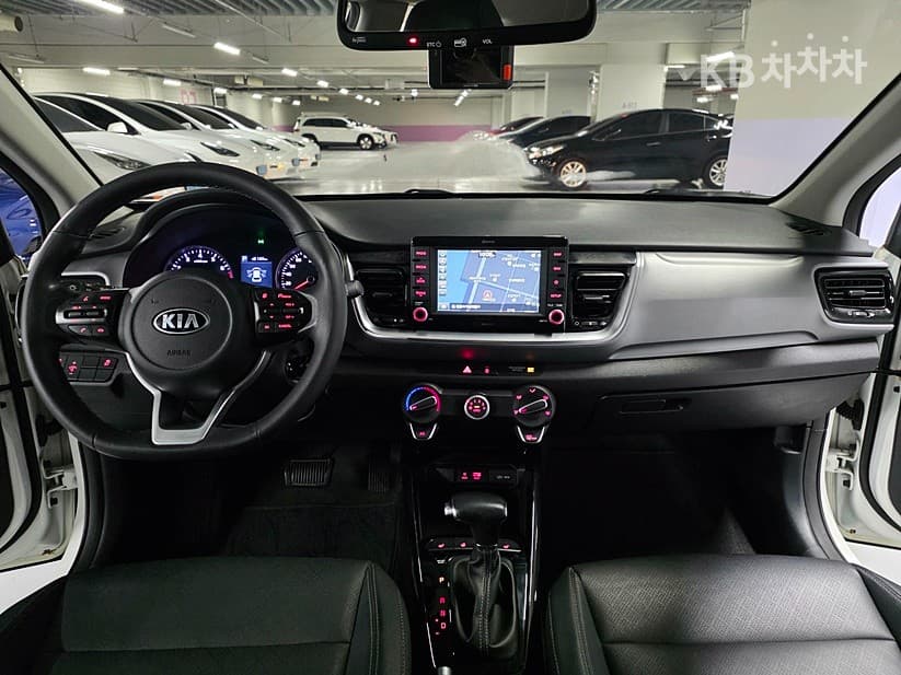 Kia StonicGasoline 1.4 MPI Deluxe - 12