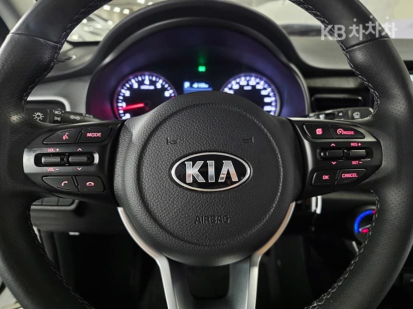 Kia StonicGasoline 1.4 MPI Deluxe - 14