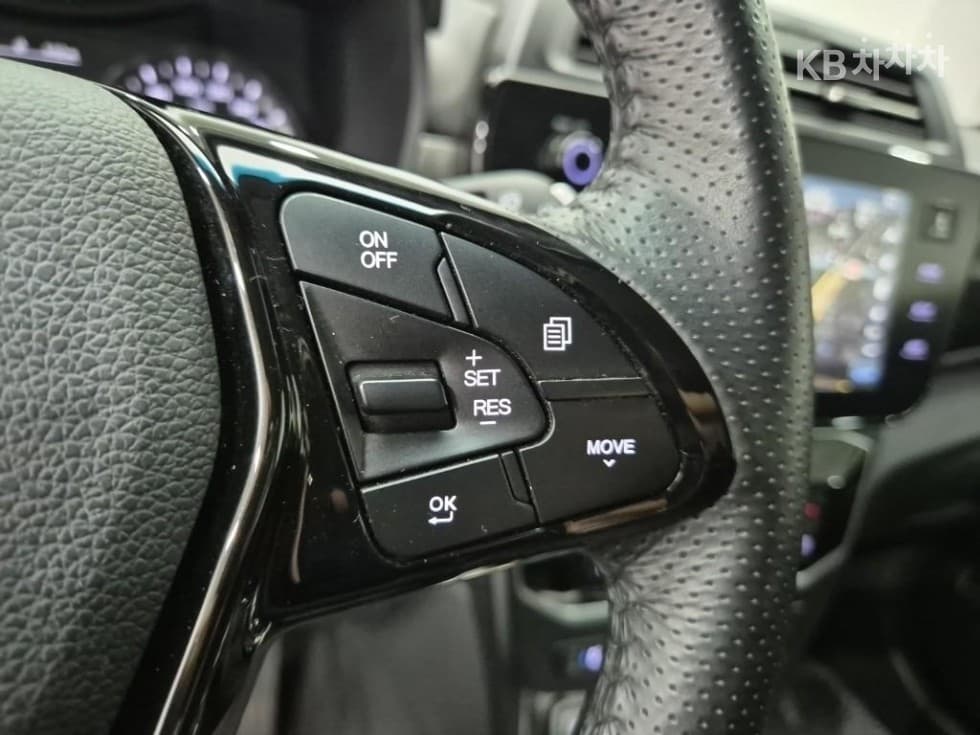 KG Mobility The New (facelift) Tivoli1.6 GDi V3 - 16