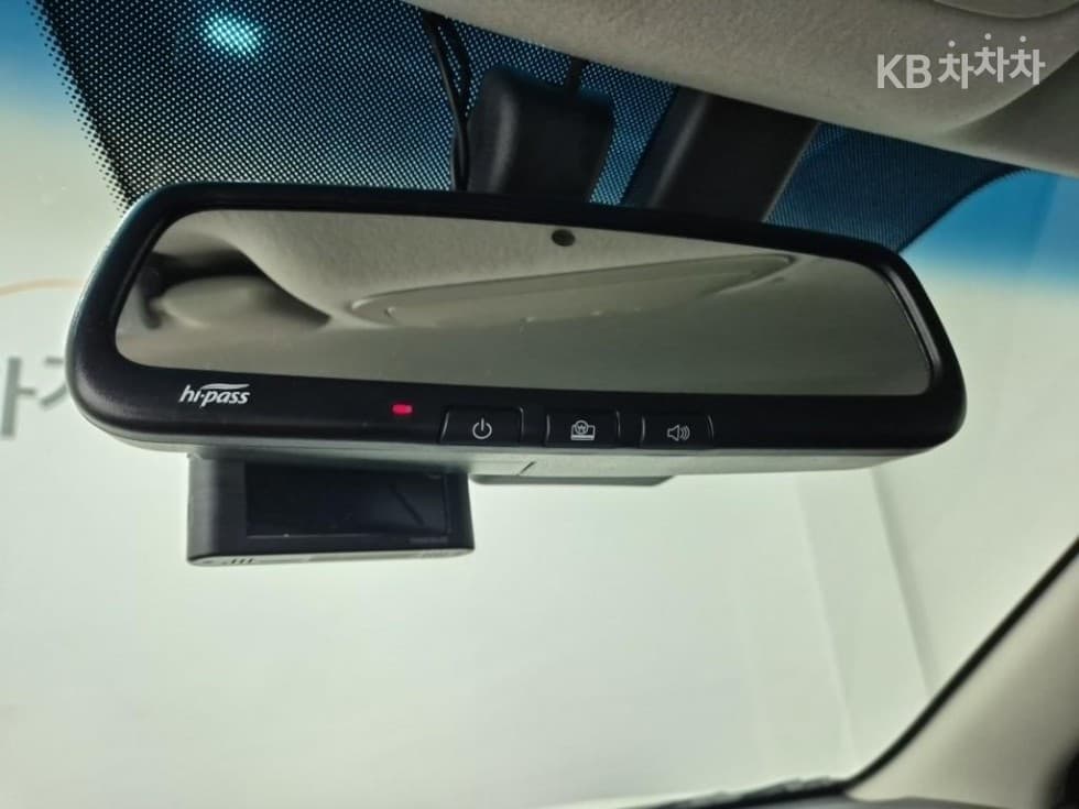 KG Mobility The New (facelift) Tivoli1.6 GDi V3 - 19