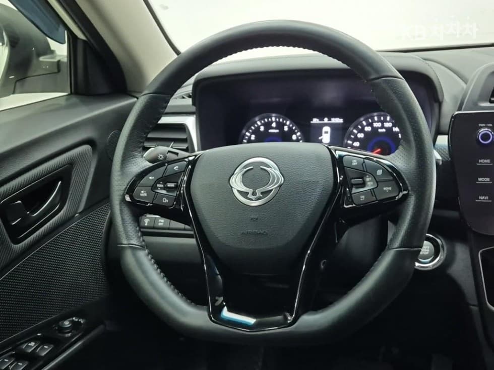 KG Mobility The New (facelift) Tivoli1.6 GDi V3 - 9