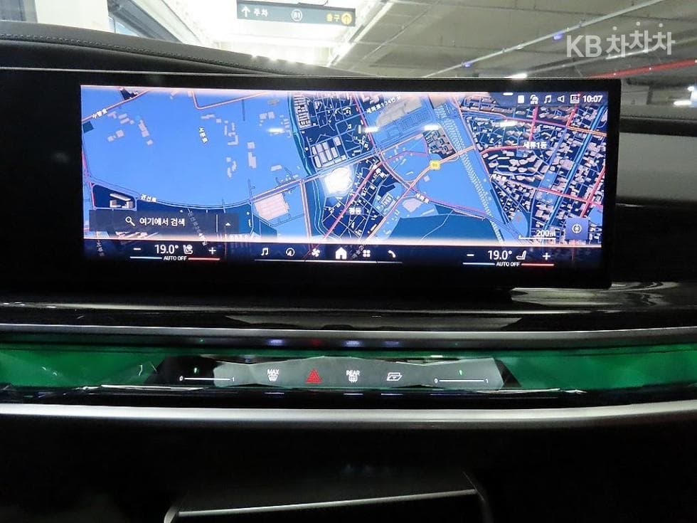 BMW 7시리즈(G70)740i xDrive M Sport - 11