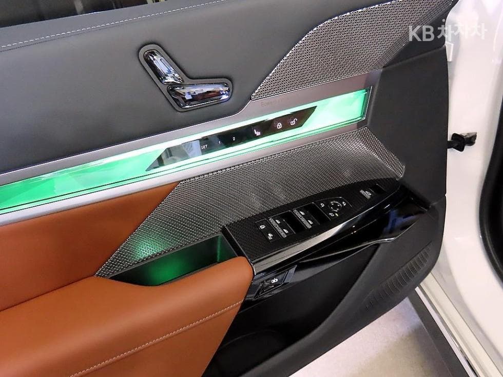 BMW 7시리즈(G70)740i xDrive M Sport - 13