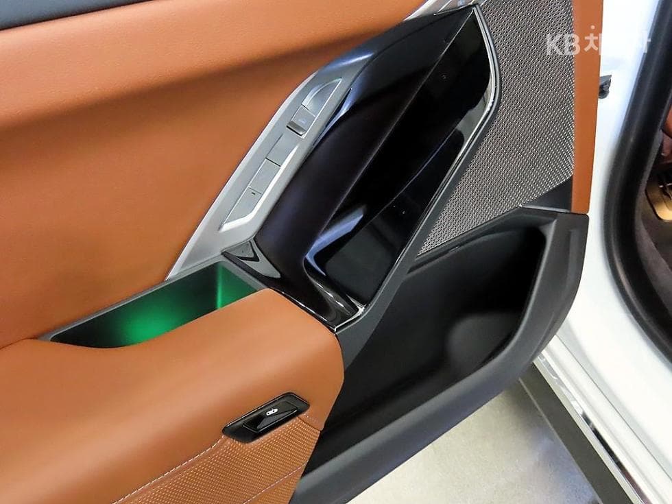 BMW 7시리즈(G70)740i xDrive M Sport - 14