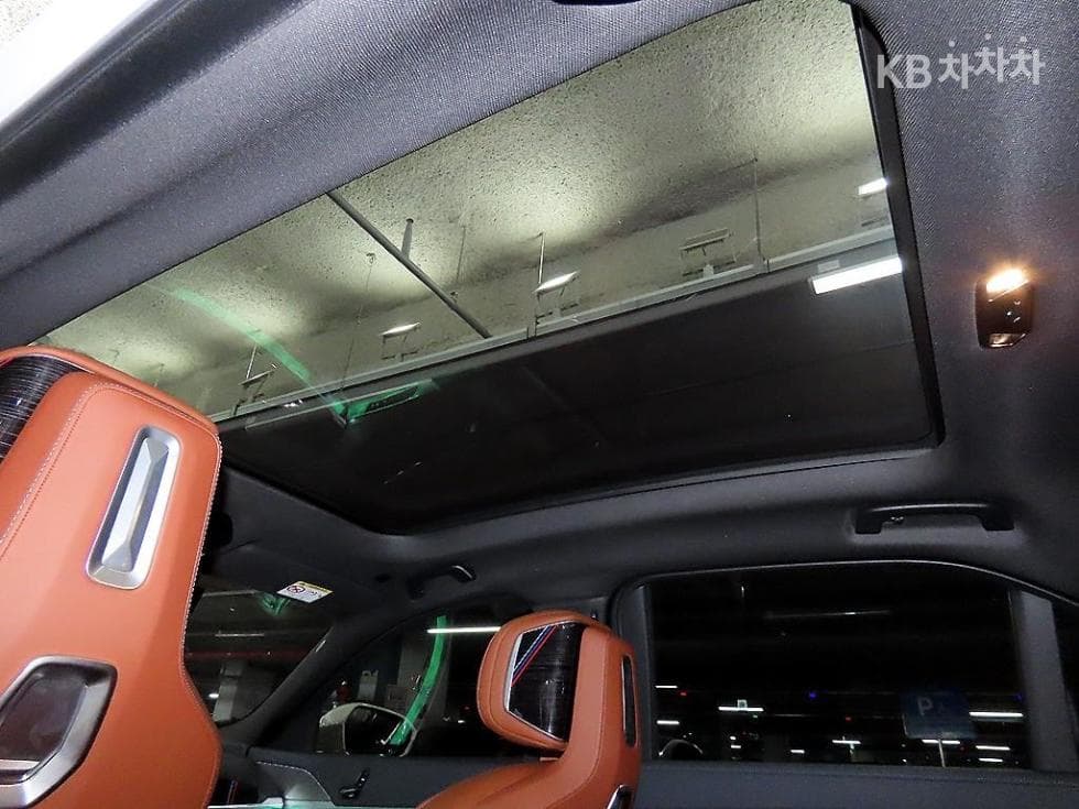 BMW 7시리즈(G70)740i xDrive M Sport - 16