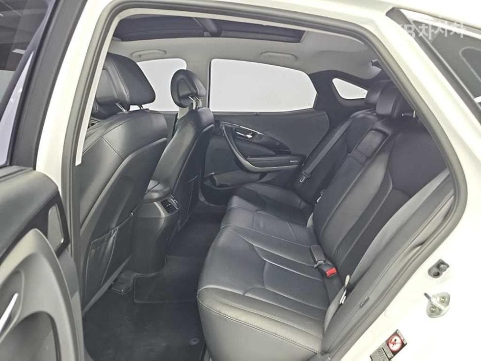 Hyundai Grandeur (Azera)HGHG240 Modern - 12