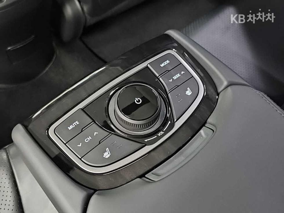 Hyundai Grandeur (Azera)HGHG240 Modern - 14
