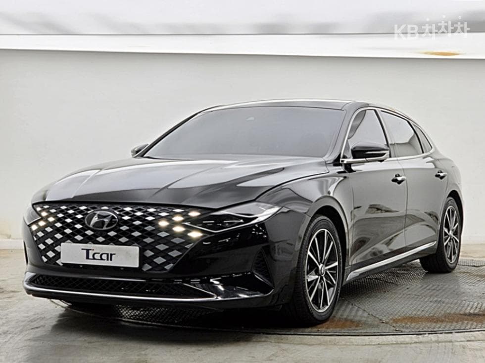 Hyundai The New (facelift) Grandeur (Azera) 2.5 Exclusive - Image 1