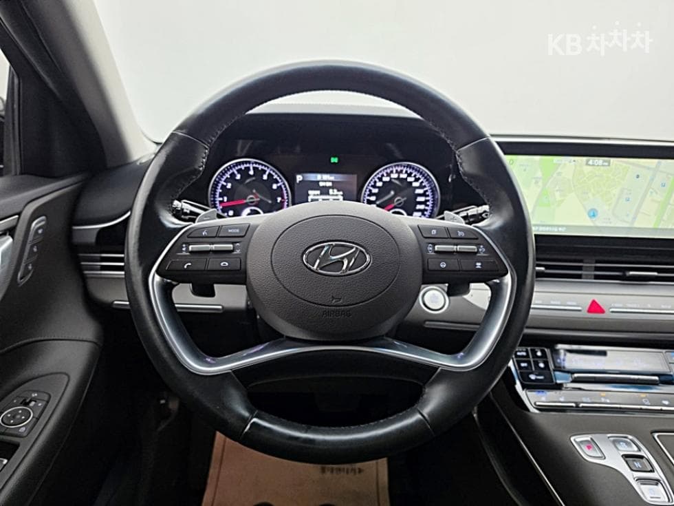 Hyundai The New (facelift) Grandeur (Azera)2.5 Exclusive - 18